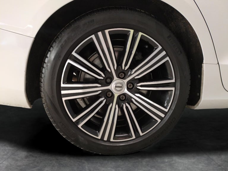2019 Volvo V60 2.0 T5 Inscription 5dr Auto ESTATE PETROL Automatic