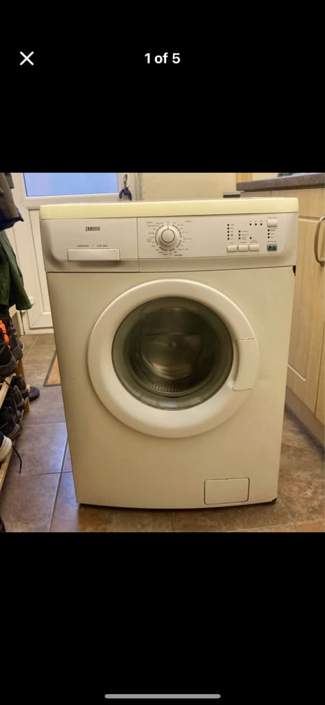 image for Zanussi 6kg Washine machine 