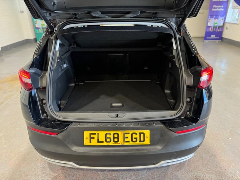 2018 Vauxhall Grandland X 1.5 Turbo D BlueInjection Sport Nav Euro 6 (s/s) 5dr HATCHBACK Diesel M...