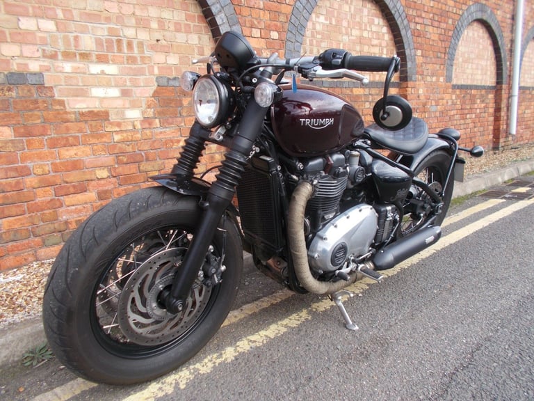 2017 TRIUMPH BONNEVILLE BOBBER