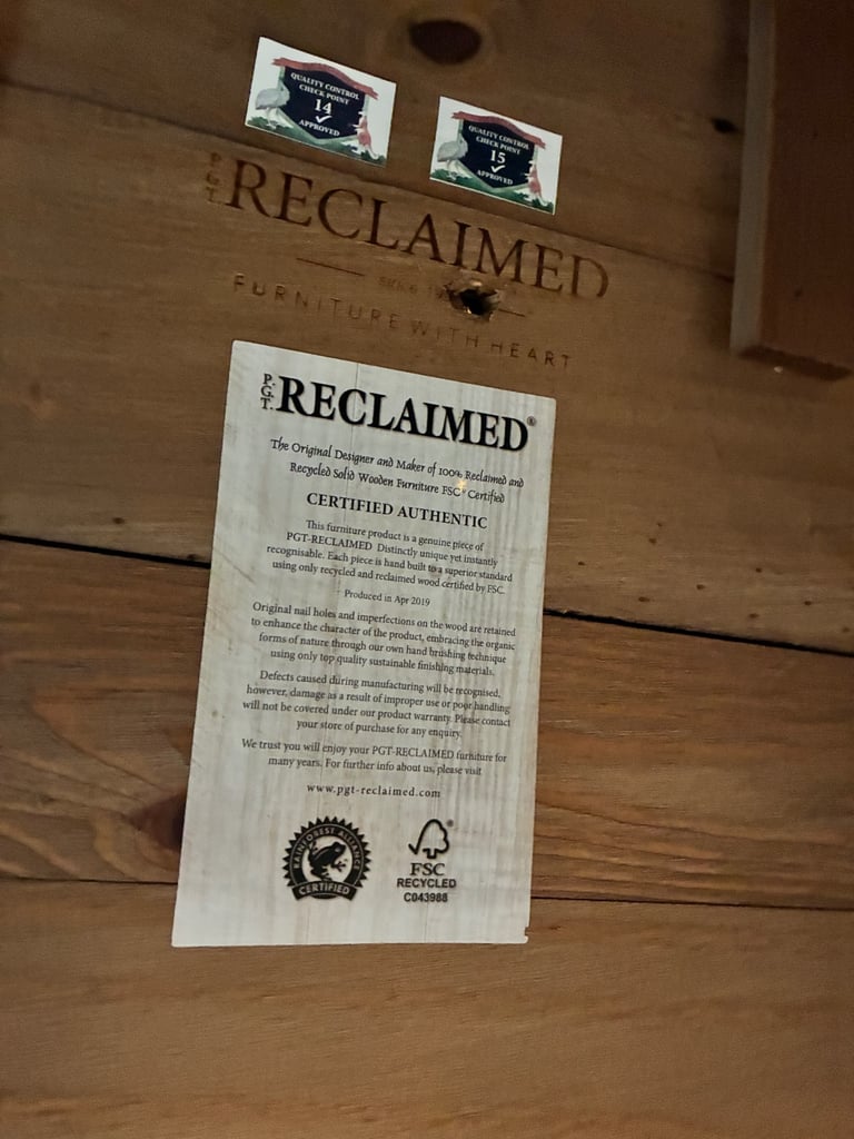 Stunning high quality 6 seater farmhouse table 