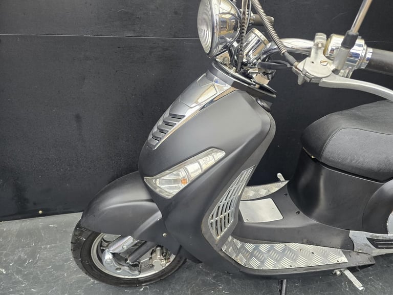 YIYING 125cc MOT'd PROJECT SCOOTER HPI CLEAR