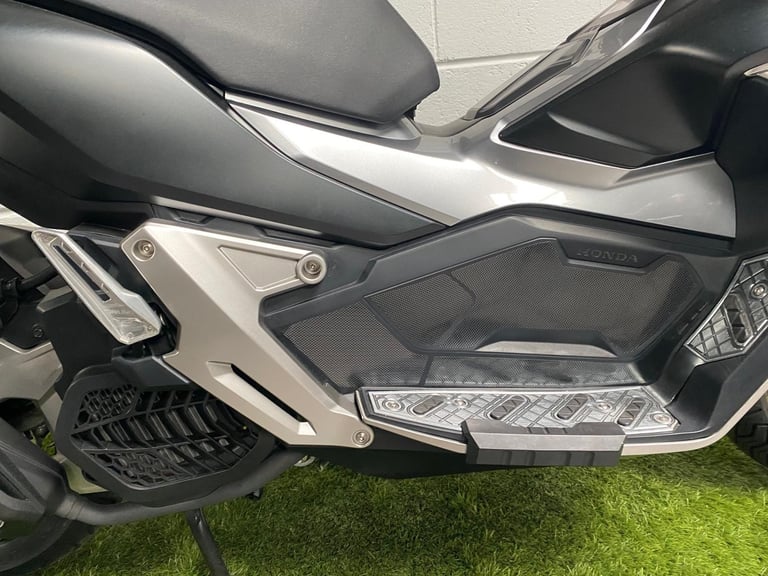 Honda ADV150 Stop/Start Automatic