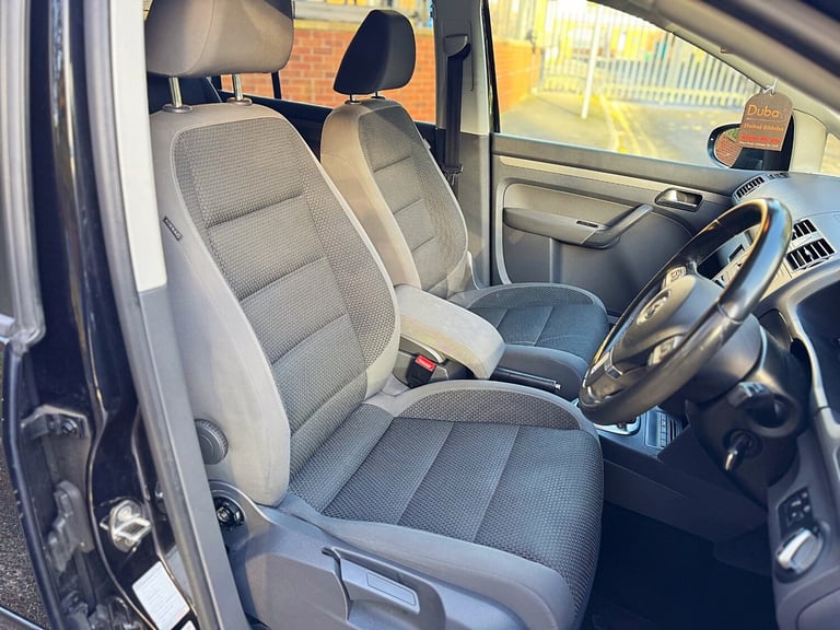 2011 Volkswagen Touran 2.0 TDI SE 5dr DSG MPV Diesel Automatic