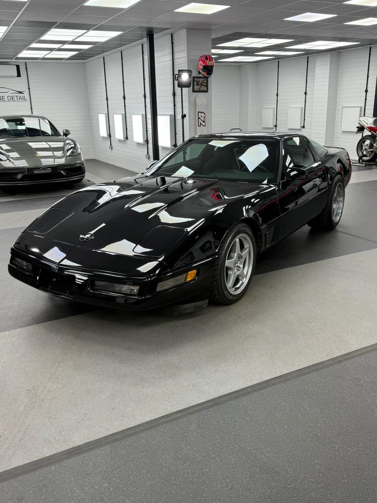 2015 Chevrolet Corvette C4 5.7 PETROL Automatic