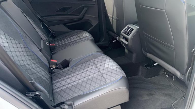 2025 Volkswagen Touran 1.5 TSI eHybrid 272 R-Line Edition 5dr DSG6 Automatic Estate Hybrid Automatic