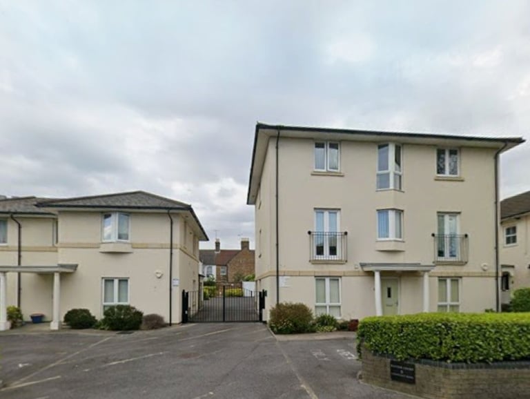 Two Bedroom Town House Longfleet Road Poole BH15 2HN 