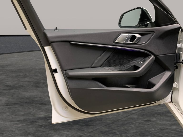 2019 BMW 1 Series 118i Sport 5dr Step Auto HATCHBACK PETROL Automatic