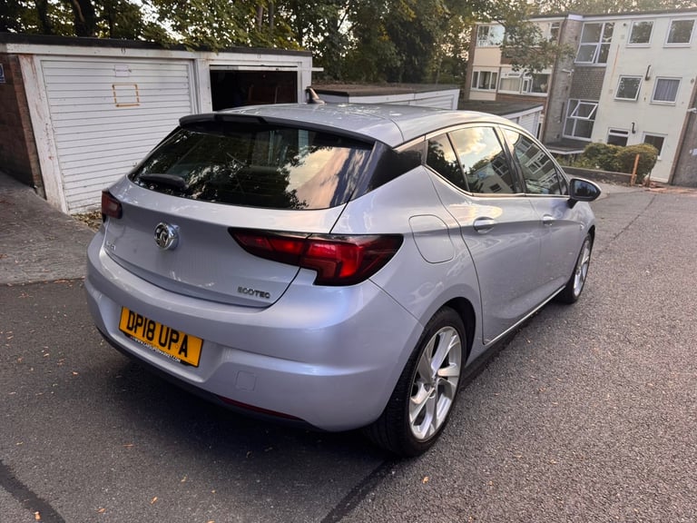Vauxhall, ASTRA, SRI, Hatchback, 2018, Manual, 999 (cc), 5 doors