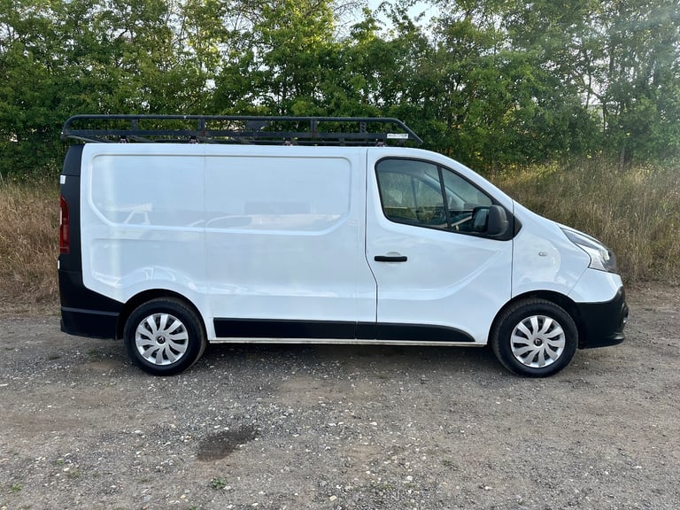 *EURO 6* RENAULT TRAFIC 1.6 DCI DIESEL 2017 17-REG FULL SERVICE HISTORY DRIVES EXCELLENT