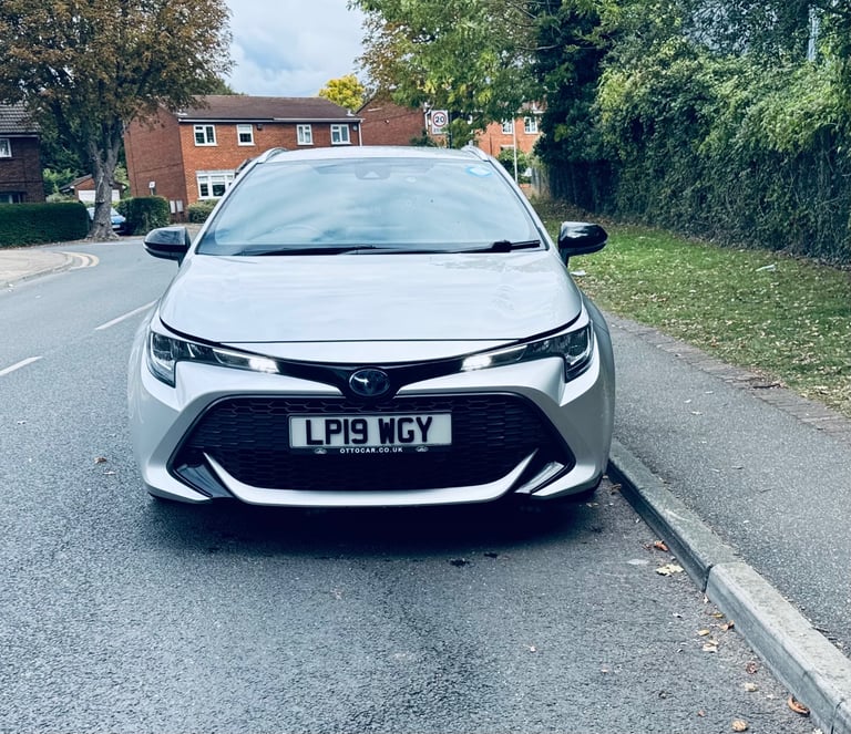 Toyota, COROLLA, Estate, 2019, Other, 1798 (cc), 5 doors