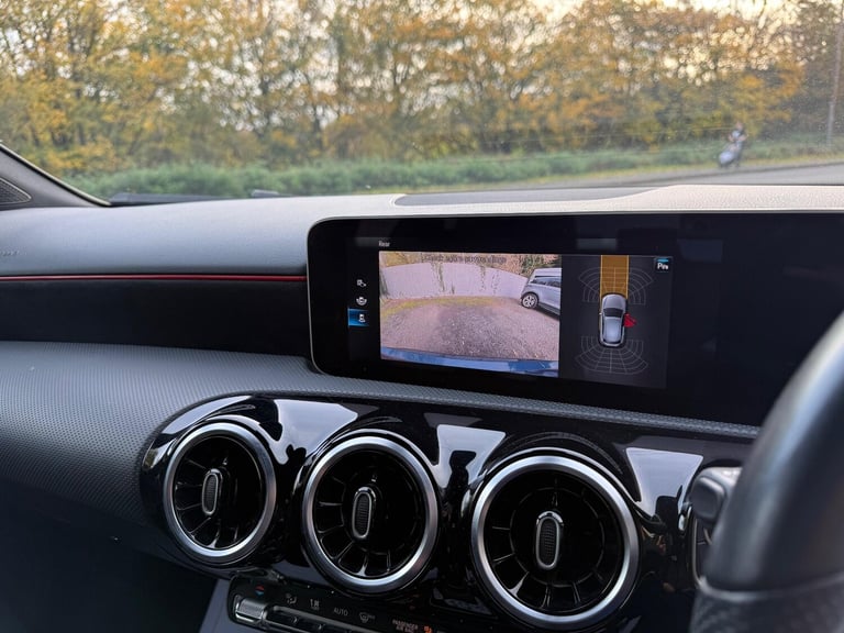 2019 Mercedes-Benz A-Class 1.3 A180 AMG Line (Executive) Euro 6 (s/s) 5dr HATCHBACK Petrol Manual