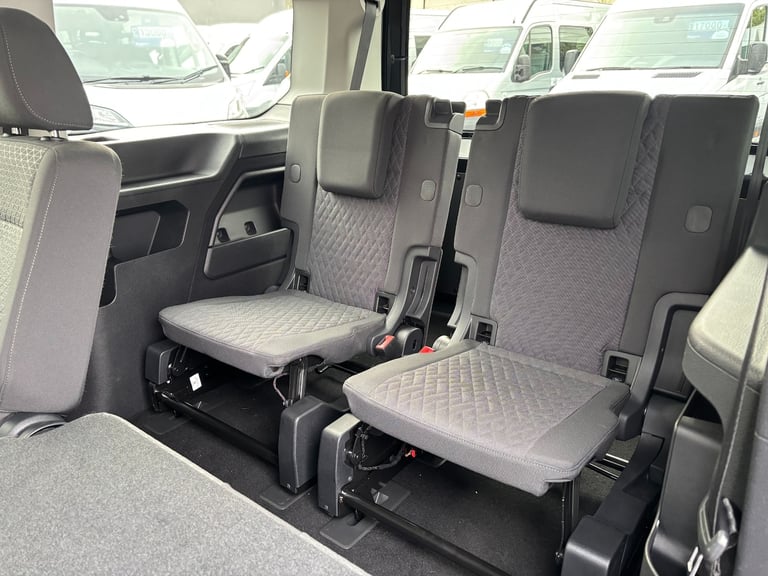 2022 Ford Tourneo Connect 2.0 EcoBlue Titanium 5dr [7 seat] MPV Diesel Manual