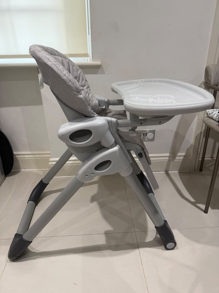 Joie High Chair, London, Sloane Square
