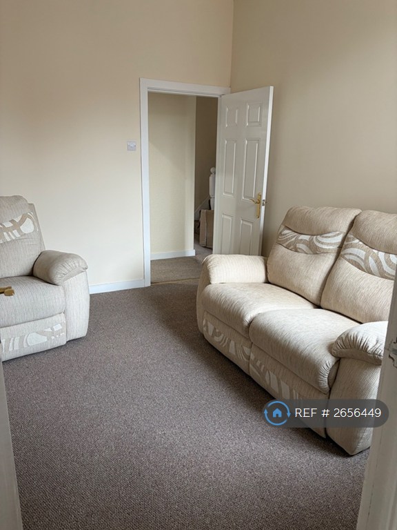 5 bedroom flat in Fenham, Newcastle Upon Tyne, NE4 (5 bed) (#2656449)