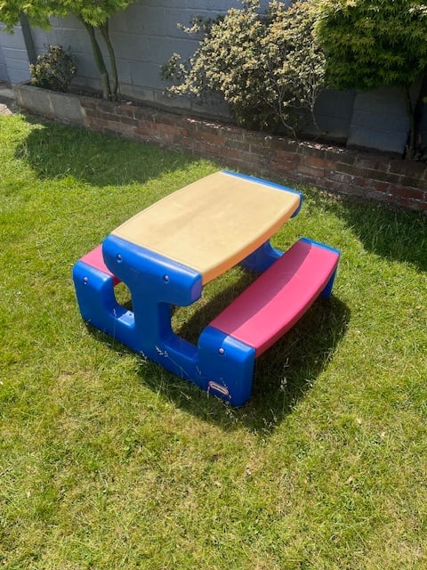 LITTLE TIKES LARGE PICNIC TABLE - PRIMARY COLOURS - HARDLY USED EXCELLENT CONDITION!