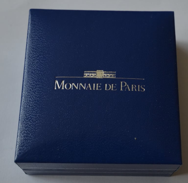 100 FRANCS SILVER PROOF LIBERATION DE PARIS COIN