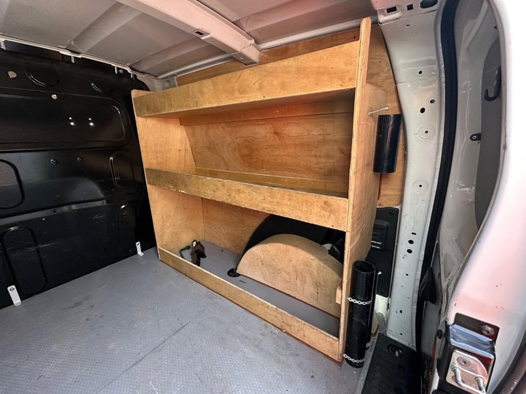 NO VAT** ULEZ COMPLIANT**FINANCE AVAILABLE**2017 RENAULT KANGOO**12 MONTHS MOT