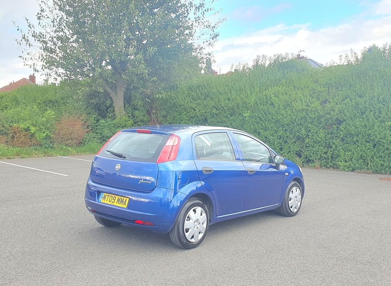Fiat Punto Long Mot Hatchback, 2009, Manual, 1368 (cc), 5 doors