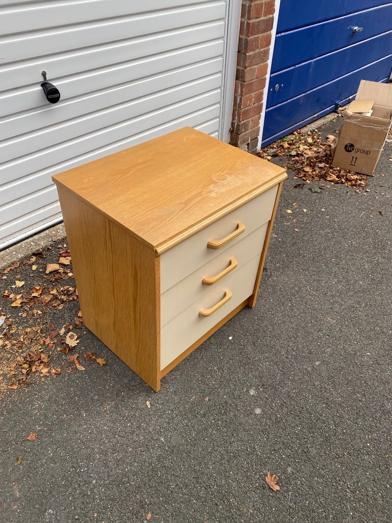 BEDSIDE TABLE FOR  FREE