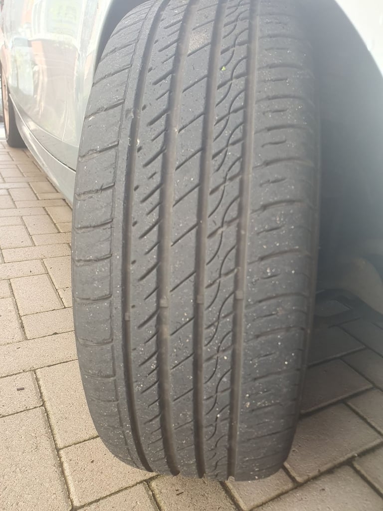 BMW, 1 SERIES, Hatchback, 2007, Manual, 1995 (cc),5 doors - Image 8