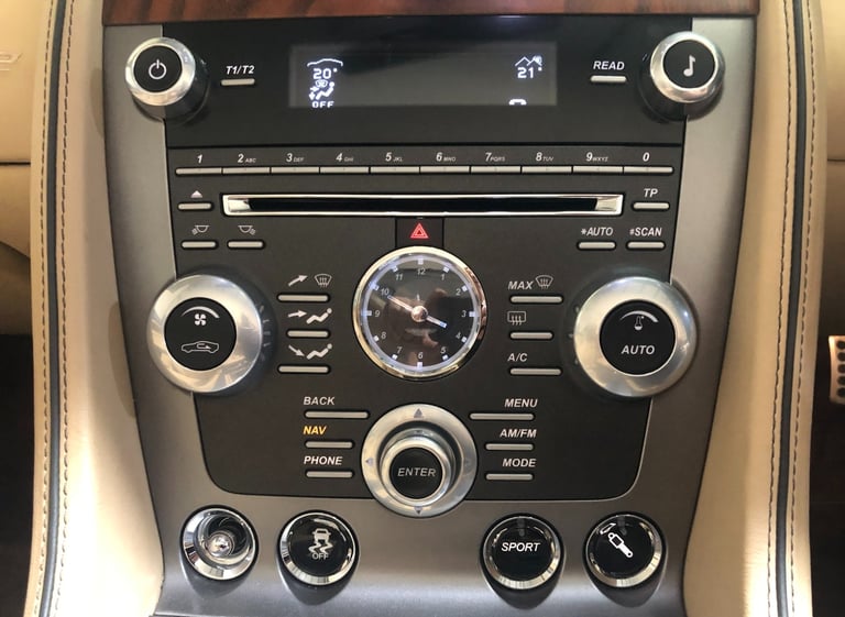 2011 Aston Martin Virage V12 2dr Volante Touchtronic Auto CONVERTIBLE Petrol Automatic