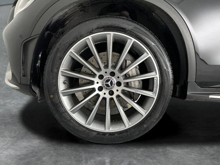 2022 Mercedes-Benz GLC 2.0 GLC300d AMG Line (Premium) SUV 5dr Diesel G-Tronic+ 4MATIC Euro 6 (s/s...