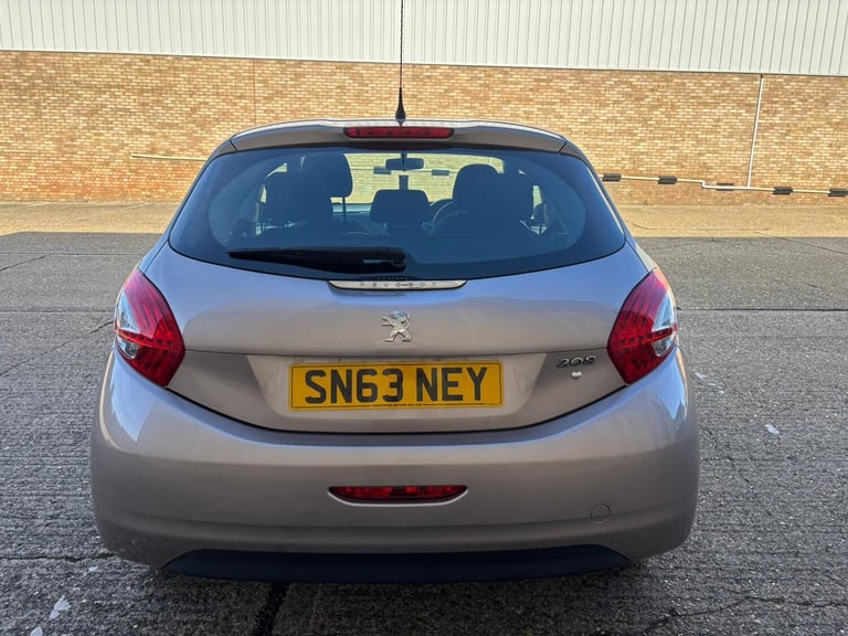 2013 Peugeot 208 1.0 VTi Active 3dr HATCHBACK Petrol Manual