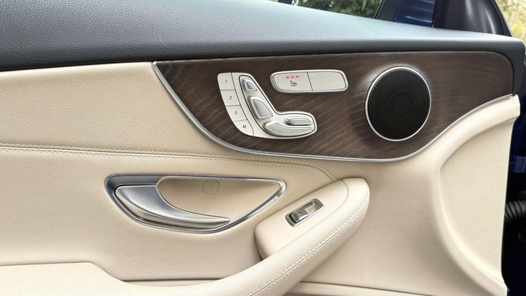 2017 Mercedes-Benz C Class 2.1 C250d AMG Line (Premium) G-Tronic+ Euro 6 (s/s) 2dr Coupe Diesel A...