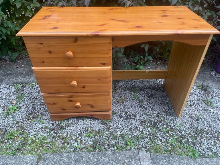 Free desk