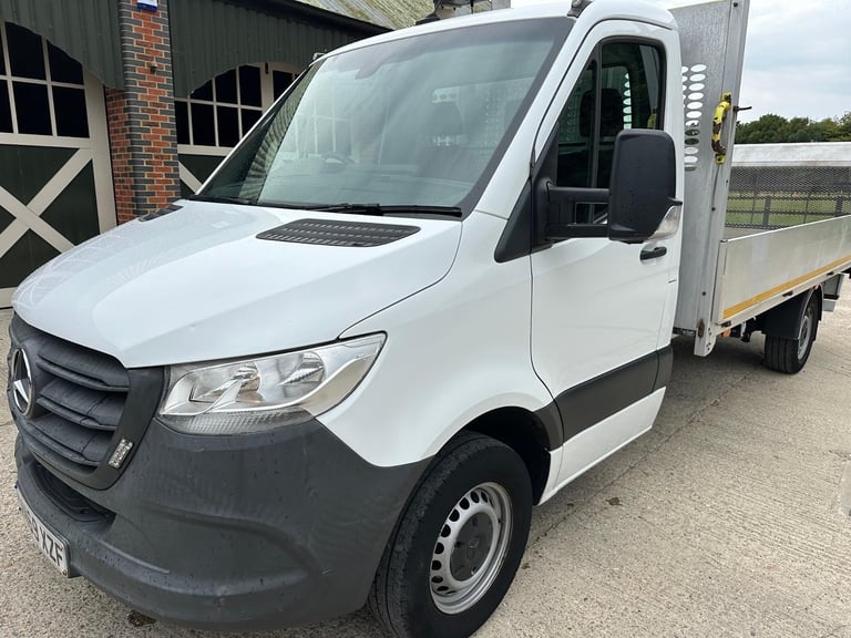 2019 Mercedes-Benz Sprinter Dropside truck Progressive 314 