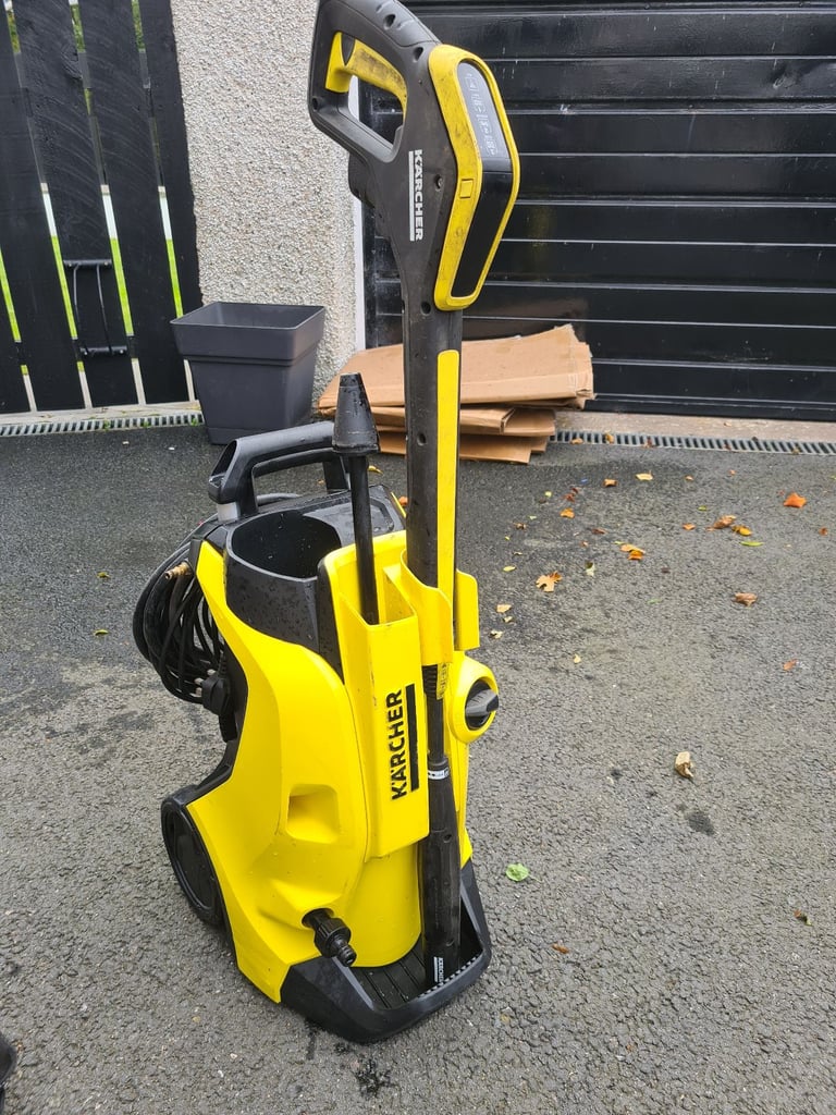 Pressure washer