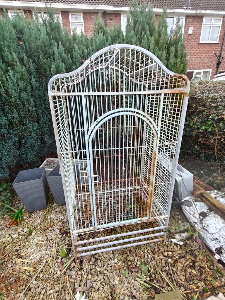 Large metal bird, parrot cage or scrap metal, free