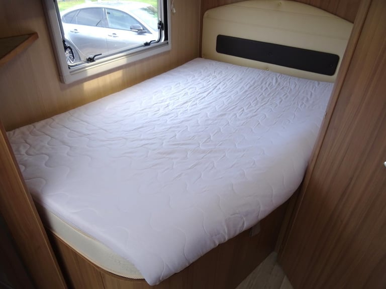 Pilote Reference P716 -2013 -4  berth - French bed - Motorhome for Sale