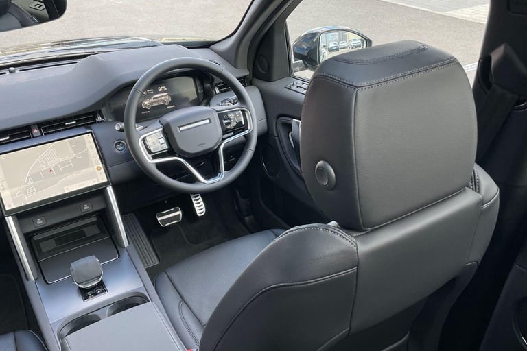 2025 Land Rover Discovery Sport 1.5 P270e 12.17kWh Dynamic SE SUV 5dr Petrol Plug-in Hybrid Auto ...
