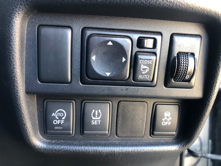 2018 Nissan Juke 1.5 dCi N-Connecta 5dr HATCHBACK Diesel Manual
