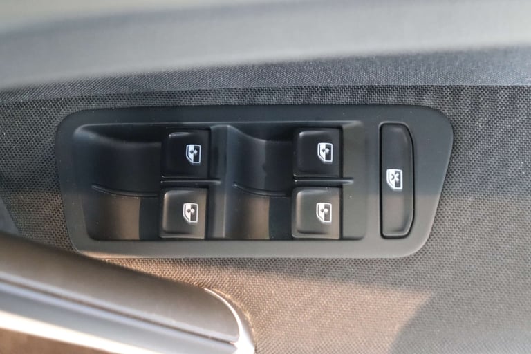 2019 Volkswagen Golf 1.6 Golf Match TDI Semi-Auto 5dr Estate Diesel Automatic