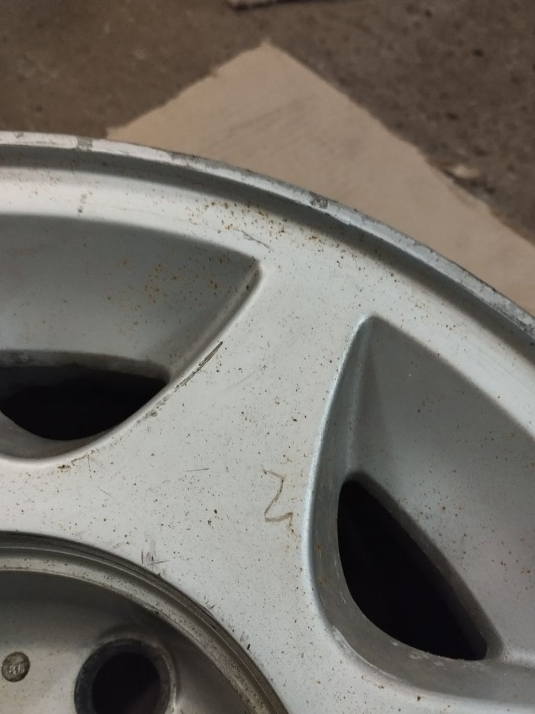 2no Ford Capri 2.8i Special 7"x13" Alloy Wheels