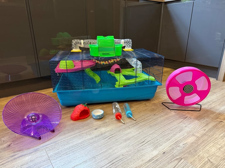 Hamster Cage + accessories. 