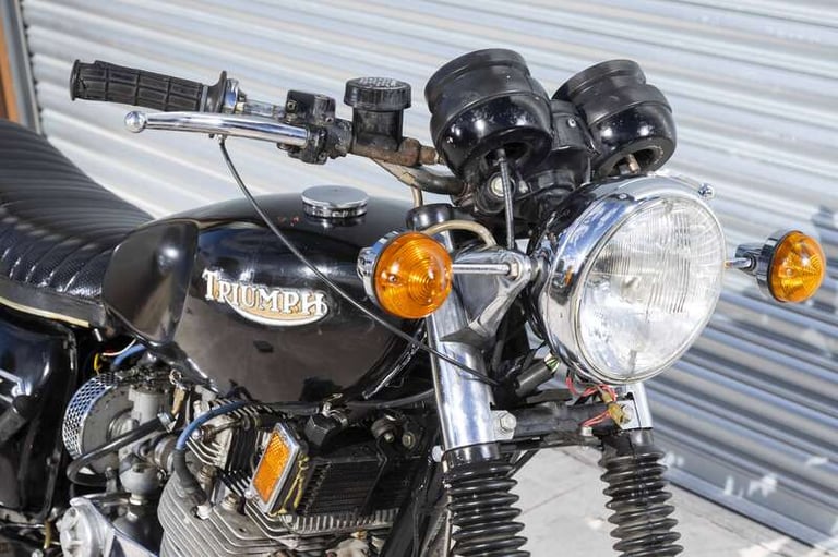 1976 Triumph T160 TRIDENT T160 PETROL Manual