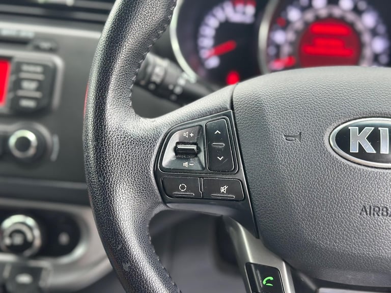2012 Kia Rio 1.4 3 Euro 5 5dr HATCHBACK Petrol Manual