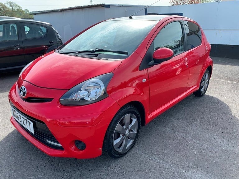 Toyota AYGO VVT-I MOVE WITH STYLE