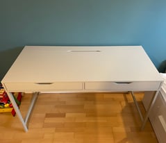 Large Ikea desk (Alex)