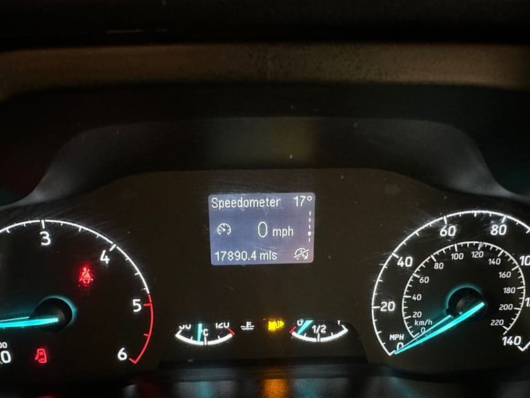 2019 68 FORD TRANSIT CONNECT 1.5 200 ECOBLUE PANEL VAN 5DR DIESEL L1 EURO 6 * 17