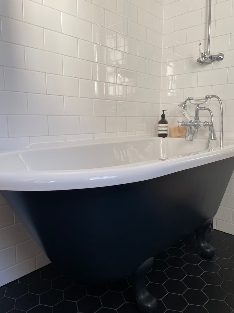 image for Burlington roll top top bath 