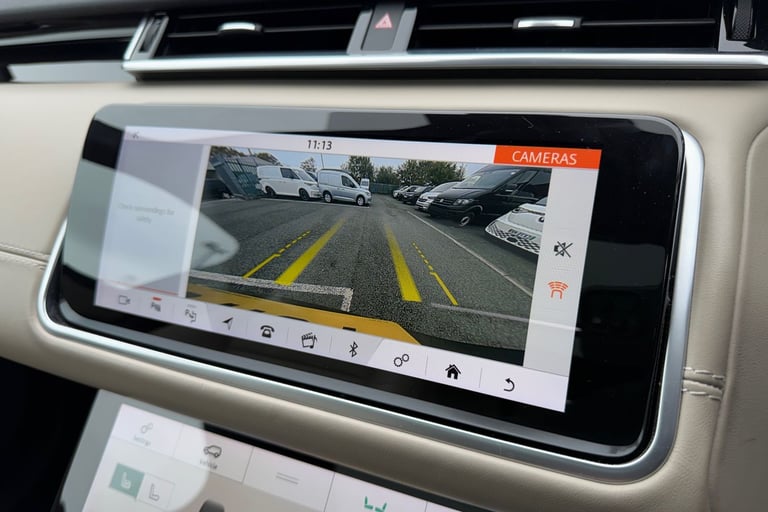 2019 Land Rover Range Rover Velar 2.0 D240 R-Dynamic HSE Auto 4WD Euro 6 (s/s) 5dr SUV DIESEL Aut...