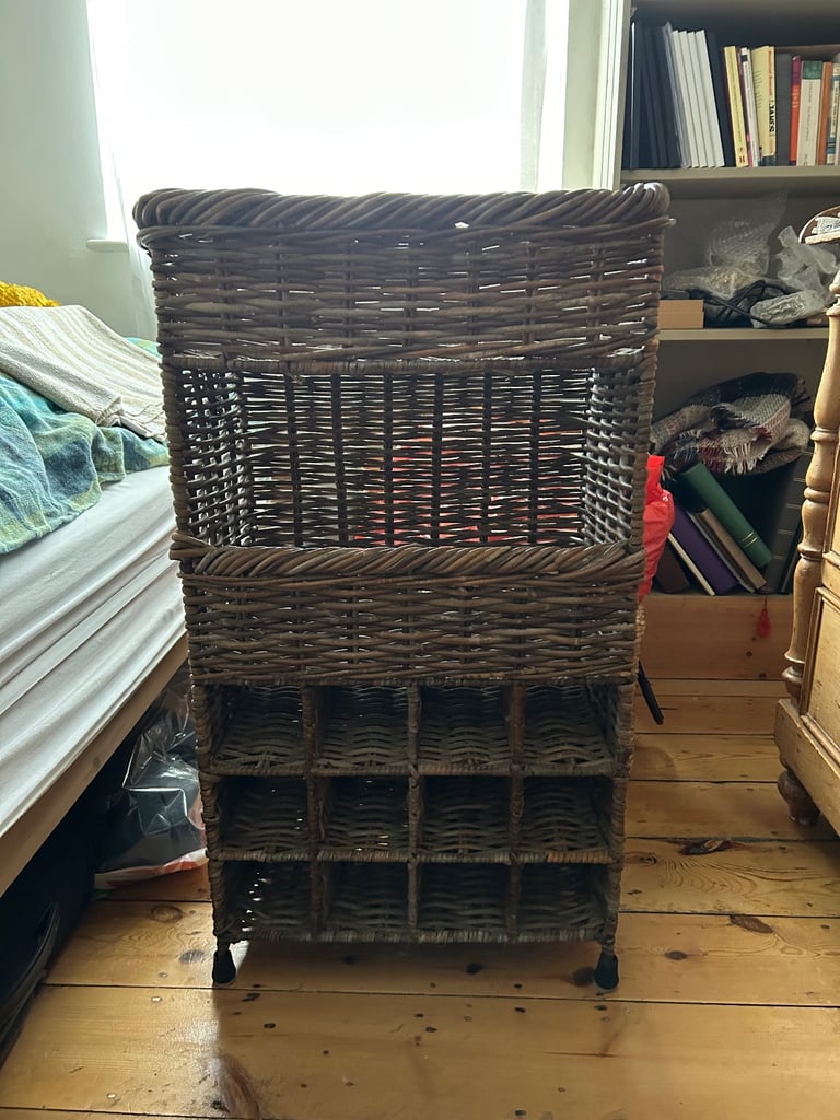 image for Wicker wine rack and storage