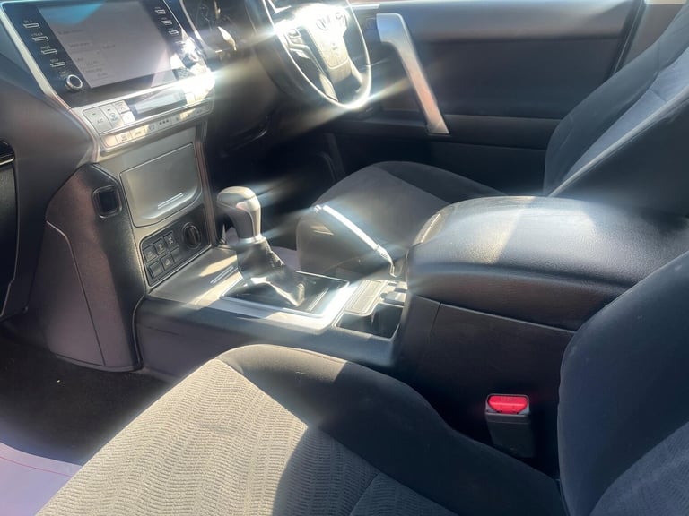 2022 Toyota Landcruiser 2.8D Active Auto 4WD LWB Euro 6 (s/s) 5dr PANEL VAN Diesel Automatic