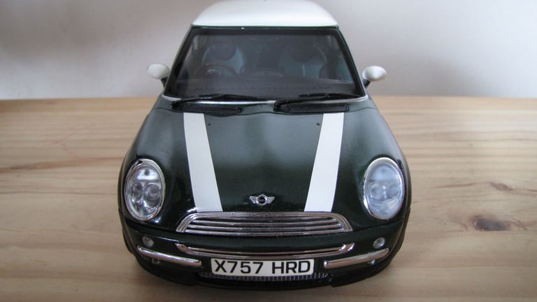 Kyosho Mini Cooper car model 1/18 scale - Diecast dark green UK numberplate