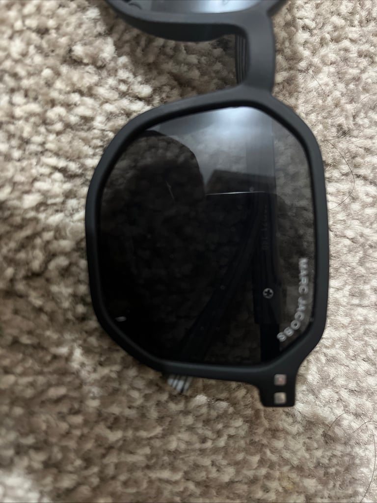Marc Jacob’s sunglasses brand new condition 